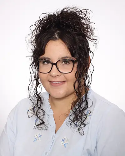 Milica Stojanov – profesorka matematike u Školi MaRS Milica Stojanov, profesorka matematike u Školi MaRS za pripremu male mature